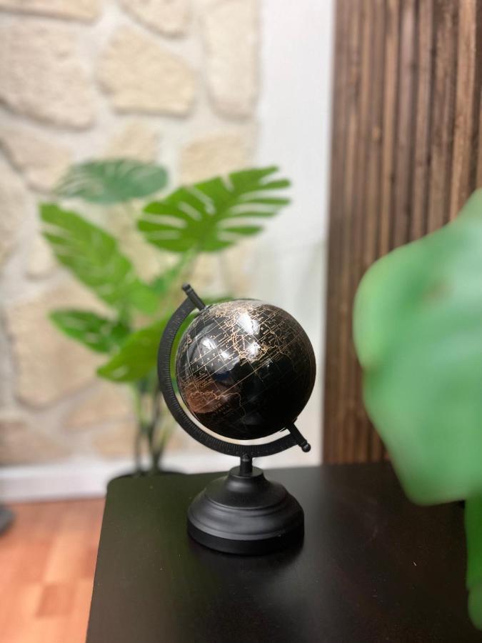 Apartament Le Joyau Cache - Paris 2024 Arnouville-lès-Gonesse Zewnętrze zdjęcie